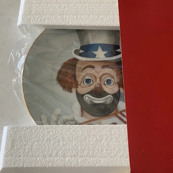 VINTAGE 1978 RED SKELTON “The Pledge” plate in original box. - Picture 2 of 4